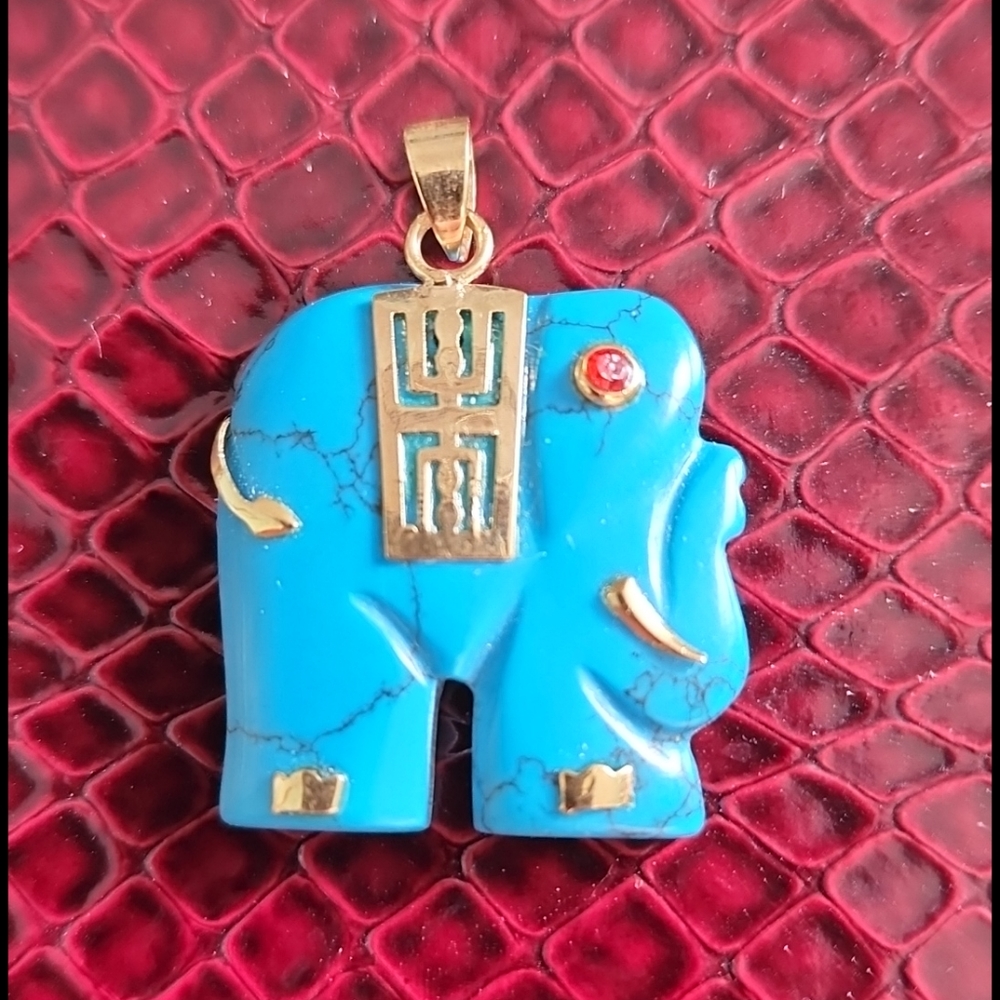 Elephant pendant - Picture 3 of 5